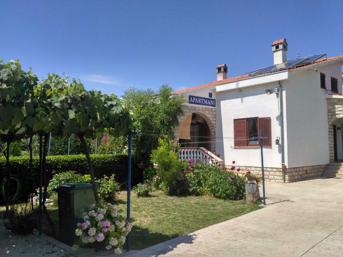 Apartmani Tonica Sukošan Zewnętrze zdjęcie