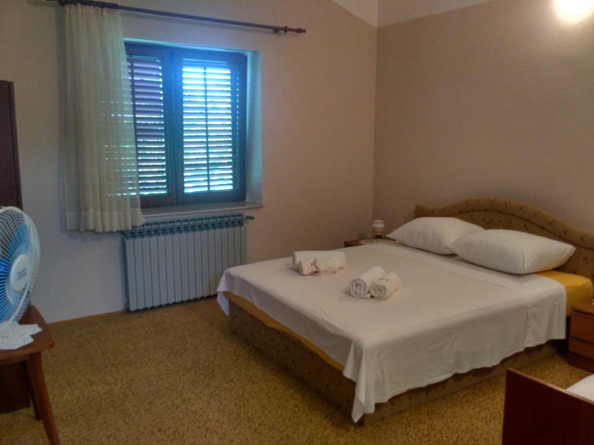 Apartmani Tonica Sukošan Zewnętrze zdjęcie